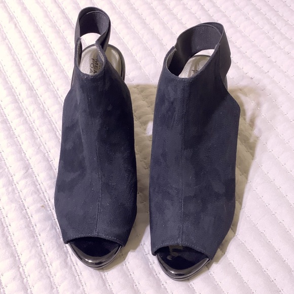 LifeStride Suede High Heel Peep Toe - Picture 1 of 5